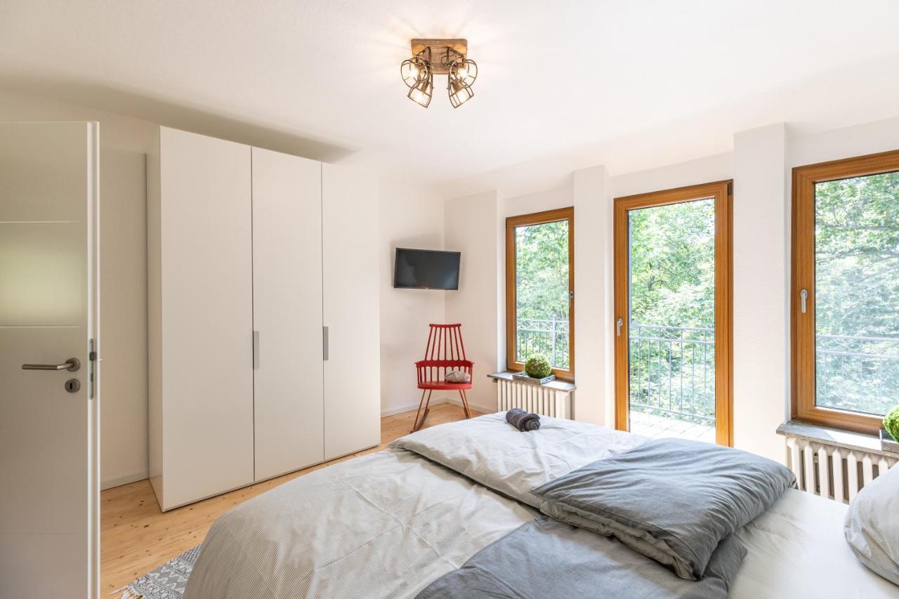 Landhaus Karbach Komplett Oder Einzelne Wohneinheiten Villa Inkl Sauna Bzw Waldhaeuschen Hirten Eksteriør bilde